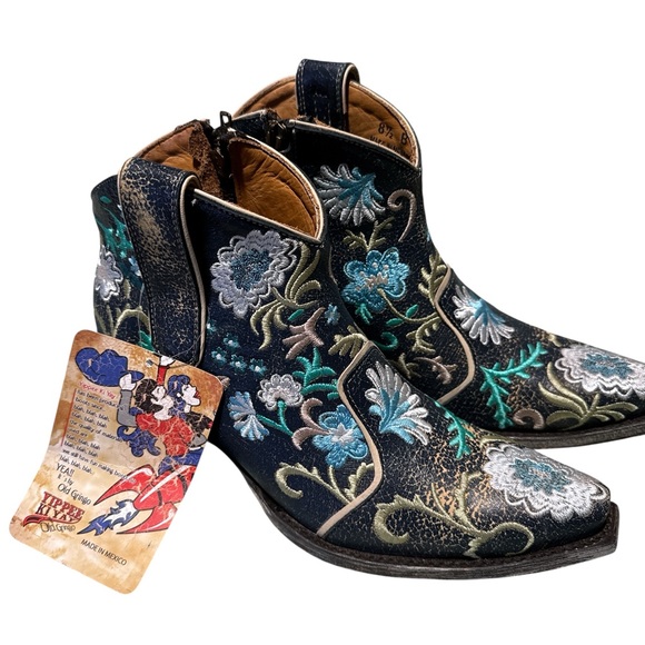 Old Gringo Shoes - Old Gringo “Yippee Ki Yay” Floral Embroidered Ankle Boots